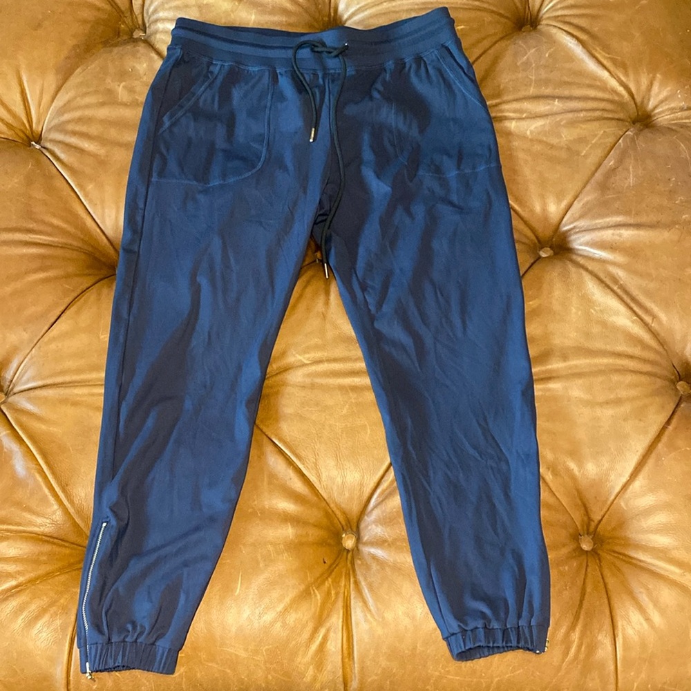 ZYIA women size medium joggers